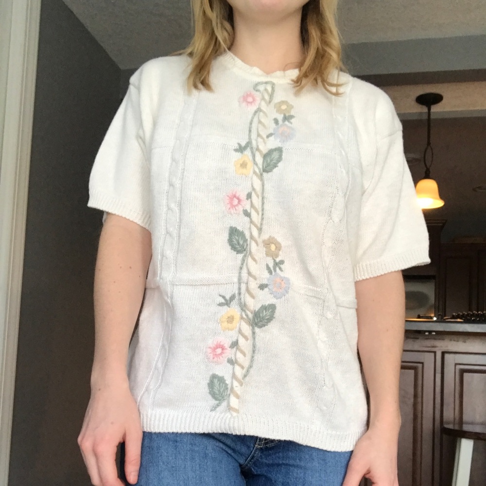 Vintage Short Sleeve Floral Sweater